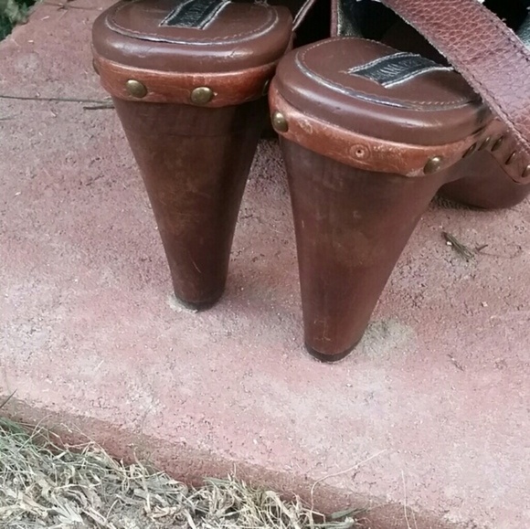 Banana Republic - Picture 4 of 4